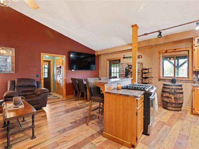 1316 Porter Rd, Clinton Twp, US, PA