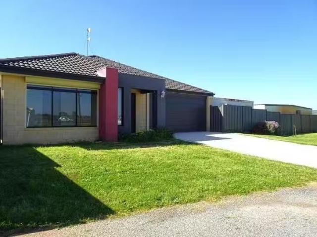13171 West Swan Road, Belhus, WA 6069