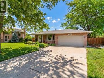 13176 Veronica Court, Tecumseh, ON, N8N 3V3 house for sale | Listing ID 26014 | Royal LePage