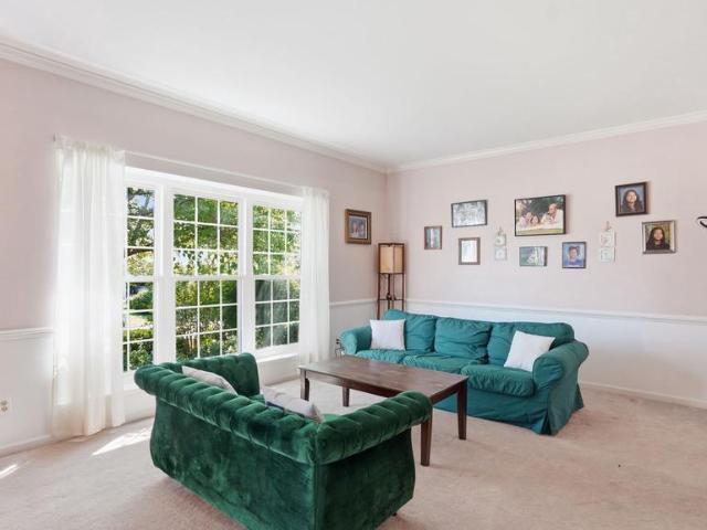 13176 Oak Farm Drive