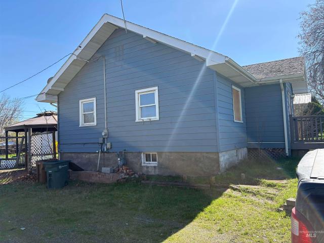 1317 Mccarroll