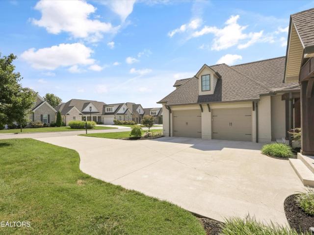 1317 Turning Leaf Lane