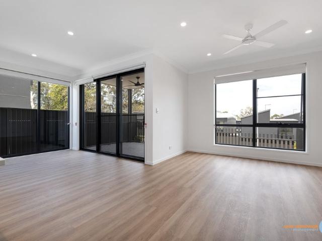 13/18 Oasis Close, Manly West