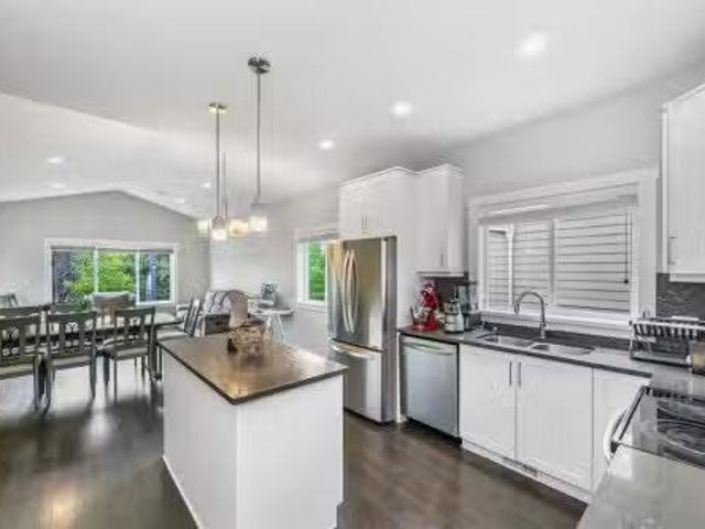 1318 Bombardier Cres, Langford, BC, V8Z 5A3 house for sale.