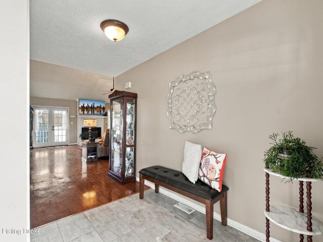 1318 Worth Ave