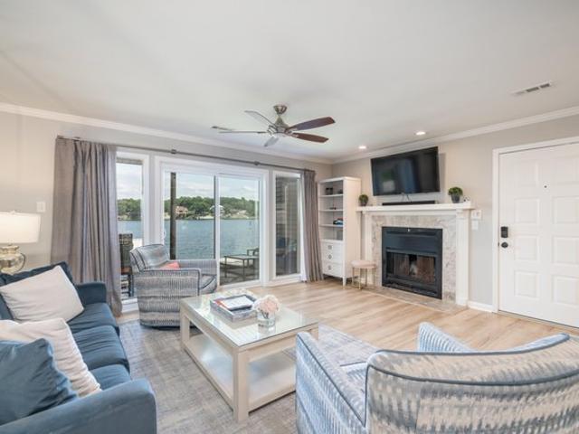 1319 Airport Rd Unit 1F, Hot Springs, AR 71913