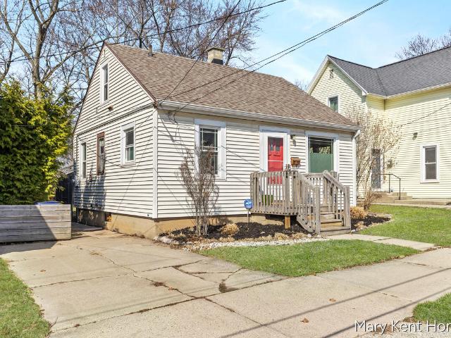 1319 Ashland Avenue