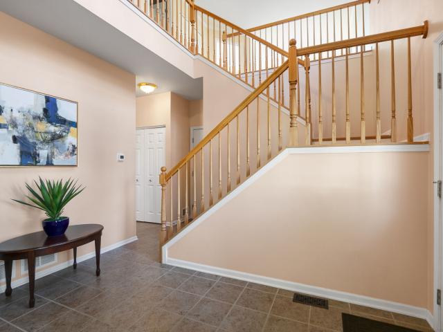 1319 W Crane View Court