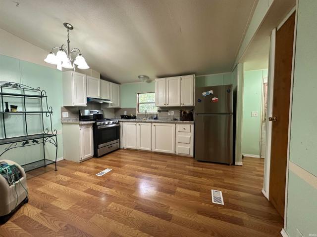 1319 W Gourley Pike