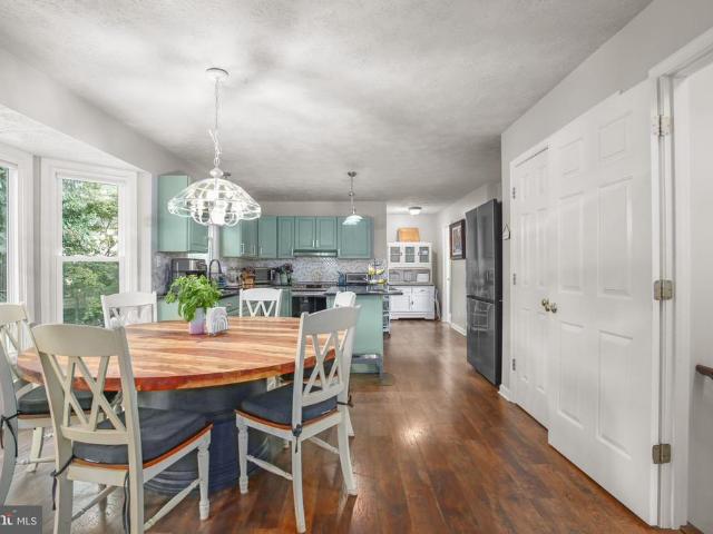 13101 Woodruff Court