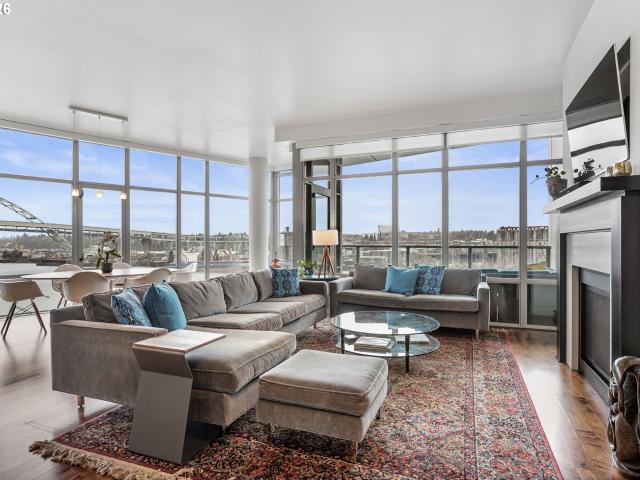 1310 NW Naito Pkwy, Unit 1001, Portland, OR 97209 | MLS #579926