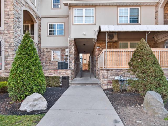 1310 Parkview Drive