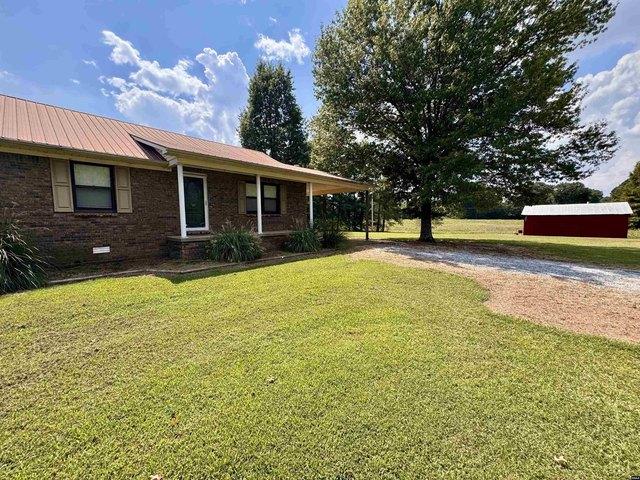 1311 Chestnut Glade Rd, Martin, TN 38237