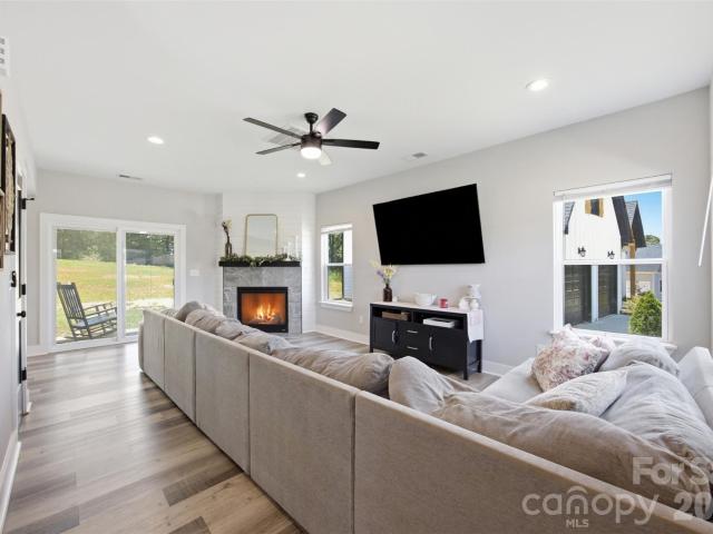 1311 Dockery Drive