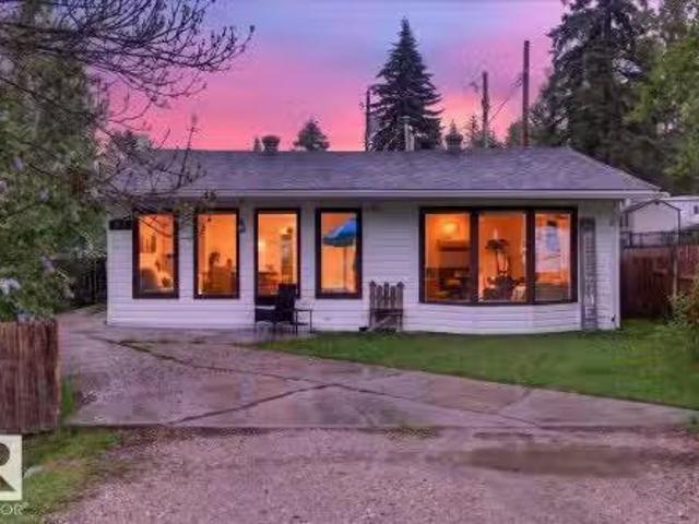 1311 Park Crescent, Rural Lac Ste. Anne County, AB, T0E 0A2.