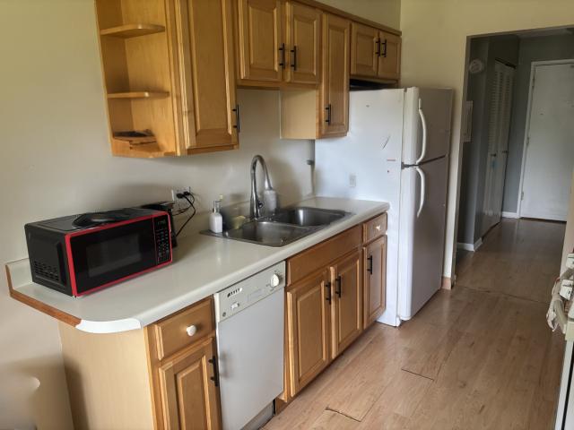 1311 S Finley Road # 103