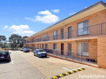 13/124 Henderson Road, Crestwood NSW 2620 Apartment For Rent | Domain