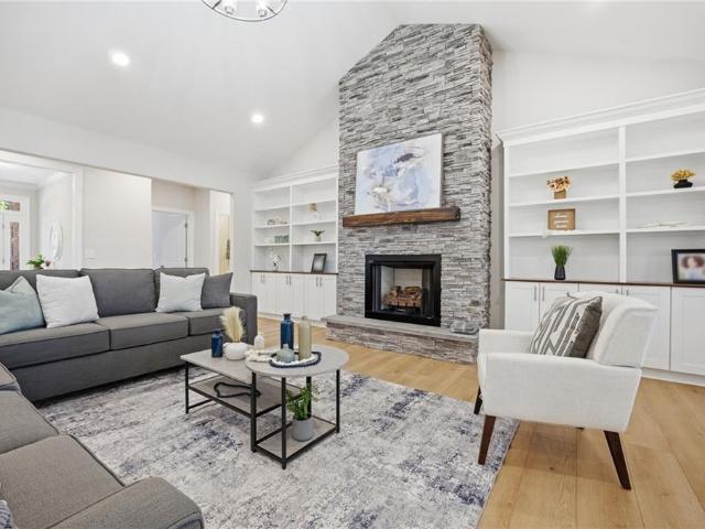 1312 Creekway DR