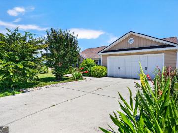 1312 Dianne Way