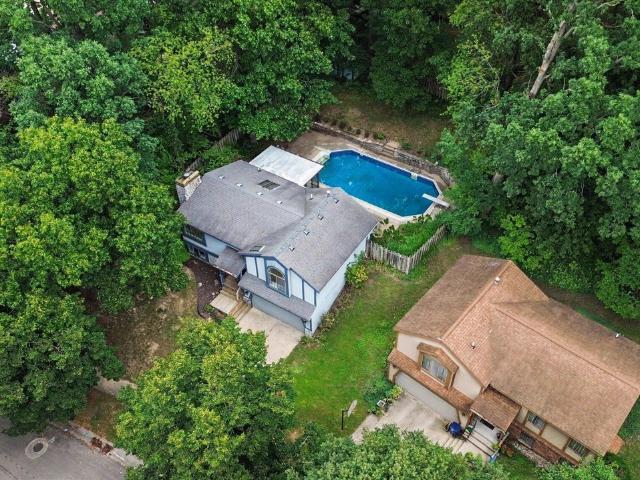 1312 Gladstone Drive