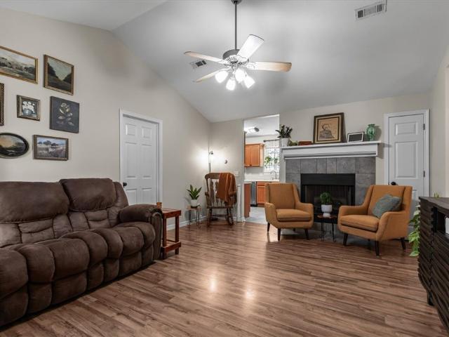 1312 Hackberry Place