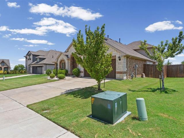1312 Thicket Drive