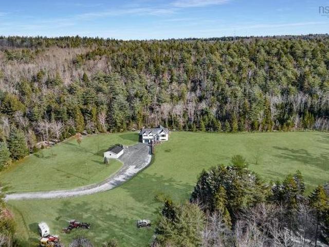 1312 Waverley Road, Waverley, NS, B2R 1W5 house for sale | Listing ID 202622 | Royal LePage