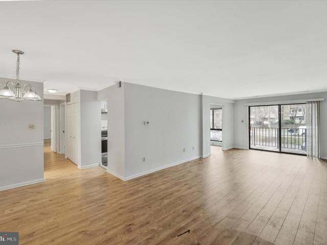 13139 Dairymaid Dr, Unit 204, Germantown, MD 20874 | MLS #MDMC2238