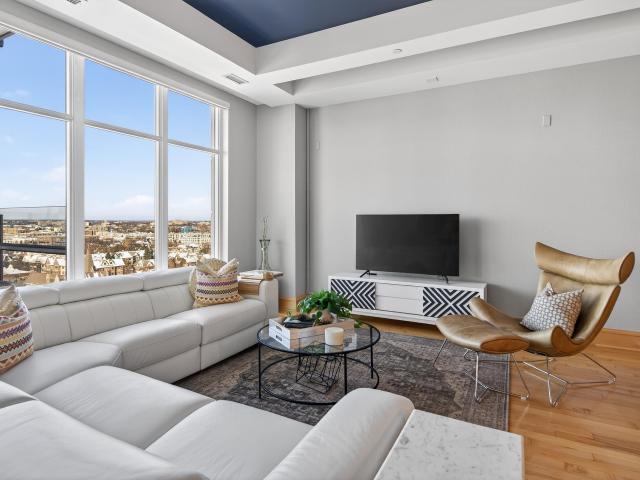 1313 N Franklin Pl, Unit 1002, Milwaukee, WI 53202 | MLS #1948