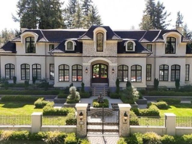 1313 Avenue, Surrey, BC, V4A 2G1 house for sale | Listing ID R3176 | Royal LePage