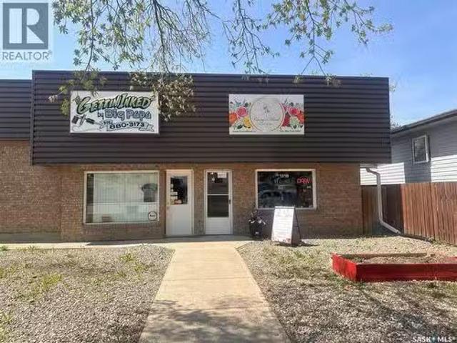 131 3Rd Street, Dalmeny, SK, S0K 1E0 commercial for sale Li.