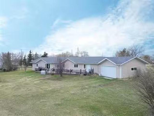 131 5Th Street, Pipestone, MB, R0M 1T0 house for sale Listi.
