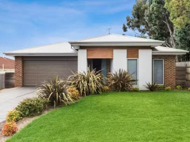 131 Country Club Drive, Clifton Springs VIC 3222 House For L.