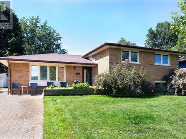 131 Coreen Crescent, North Bay Birchaven, ON, P1A 3G1 house for sale | Listing ID X13556 | Royal LePage