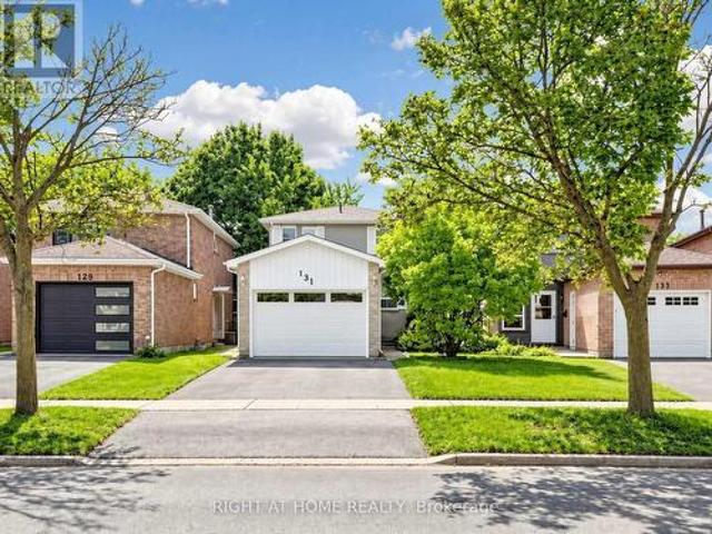 131 Castle Rock Drive, Richmond Hill, ON, L4C 6A1 house for sale | Listing ID N13778 | Royal LePage