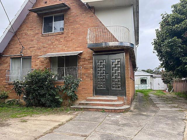 131 Auburn Rd BIRRONG NSW