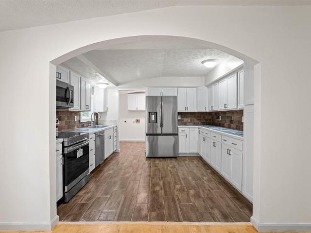 131 Bears Den Trl