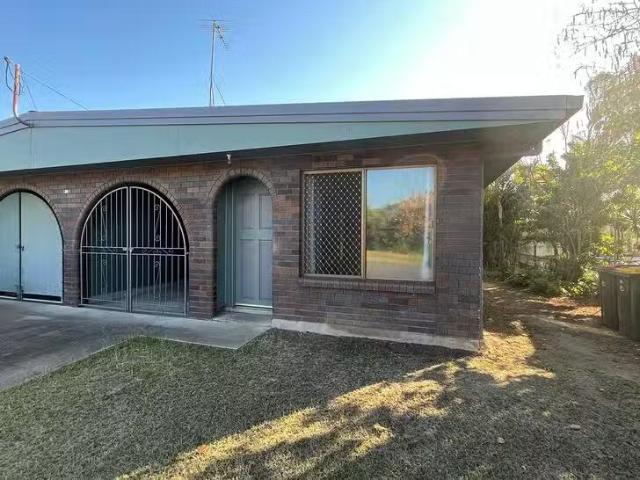 1/31 Geaney Street, Norman Gardens, QLD 4701