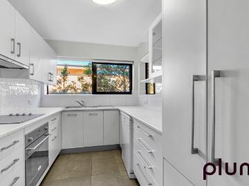 1/31 Grove Street TOOWONG