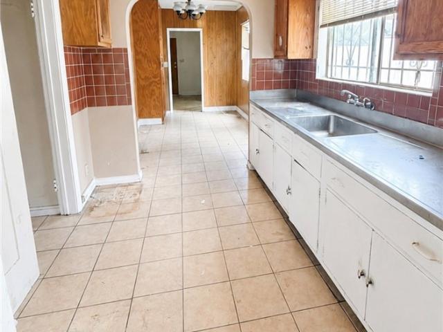 131 E 99th