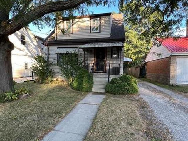131 Emerson Street, Hamilton, ON, L8S 2X7 house for sale | Listing ID 40865 | Royal LePage