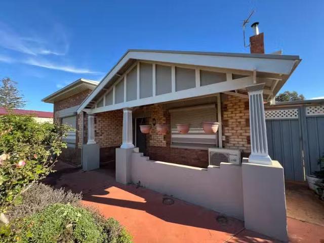 131 Essington Lewis Avenue, WHYALLA, SA 5600 House for Rent