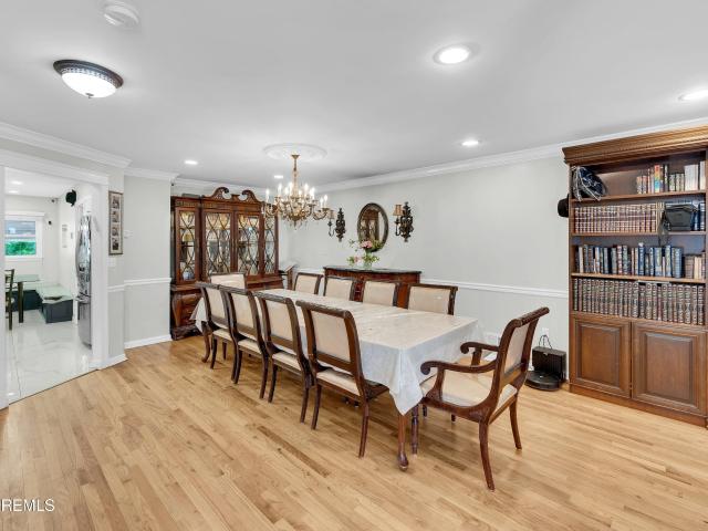 131 Forest Park Circle