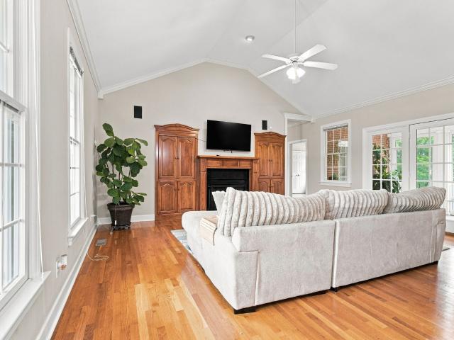 131 Maple Dr