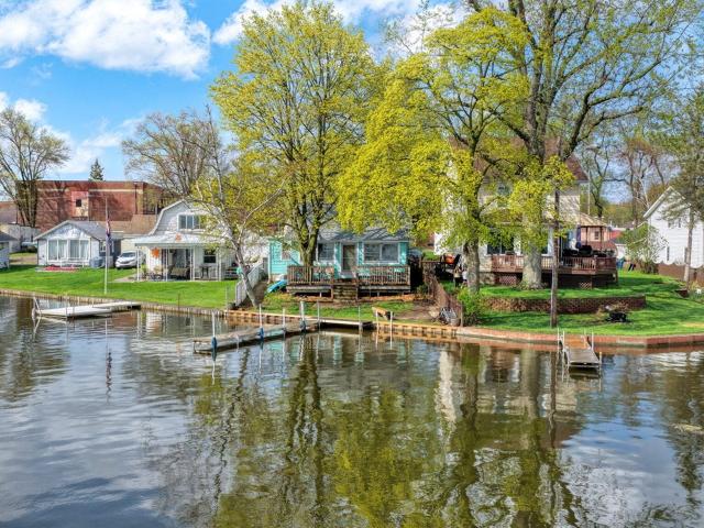 131 N Lakeside Drive