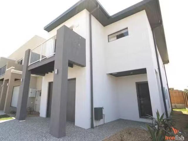131 Napier Circuit, Silkstone, QLD 4304