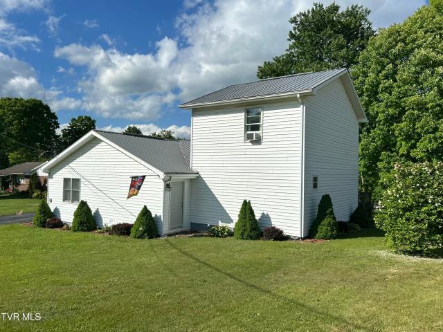131 Southwest Beverly Avenue