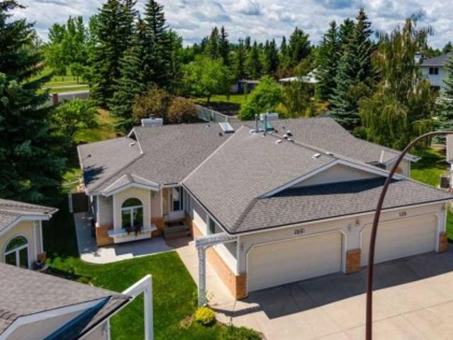 131 Shawnee Manor Sw, Calgary, AB, T2Y 1W7 house for sale | Listing ID A2323 | Royal LePage