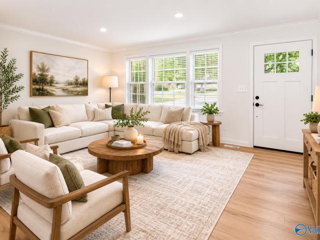 131 Skidmore Drive NW