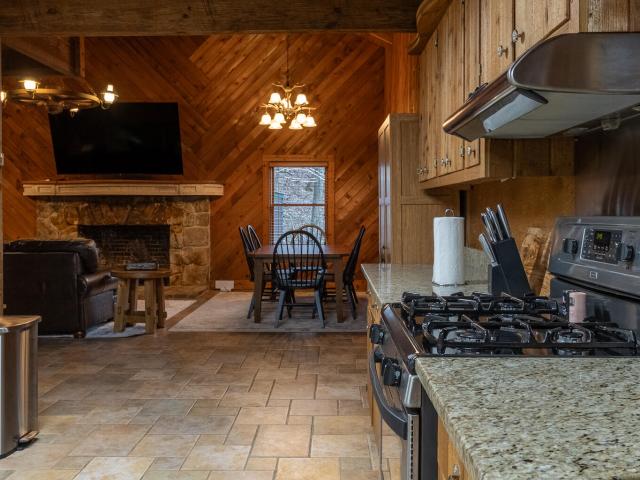 131 Ralph Hickey Rd Road